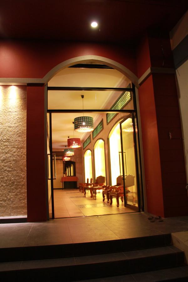 Отель Mulberry House Pak Thong Chai Экстерьер фото